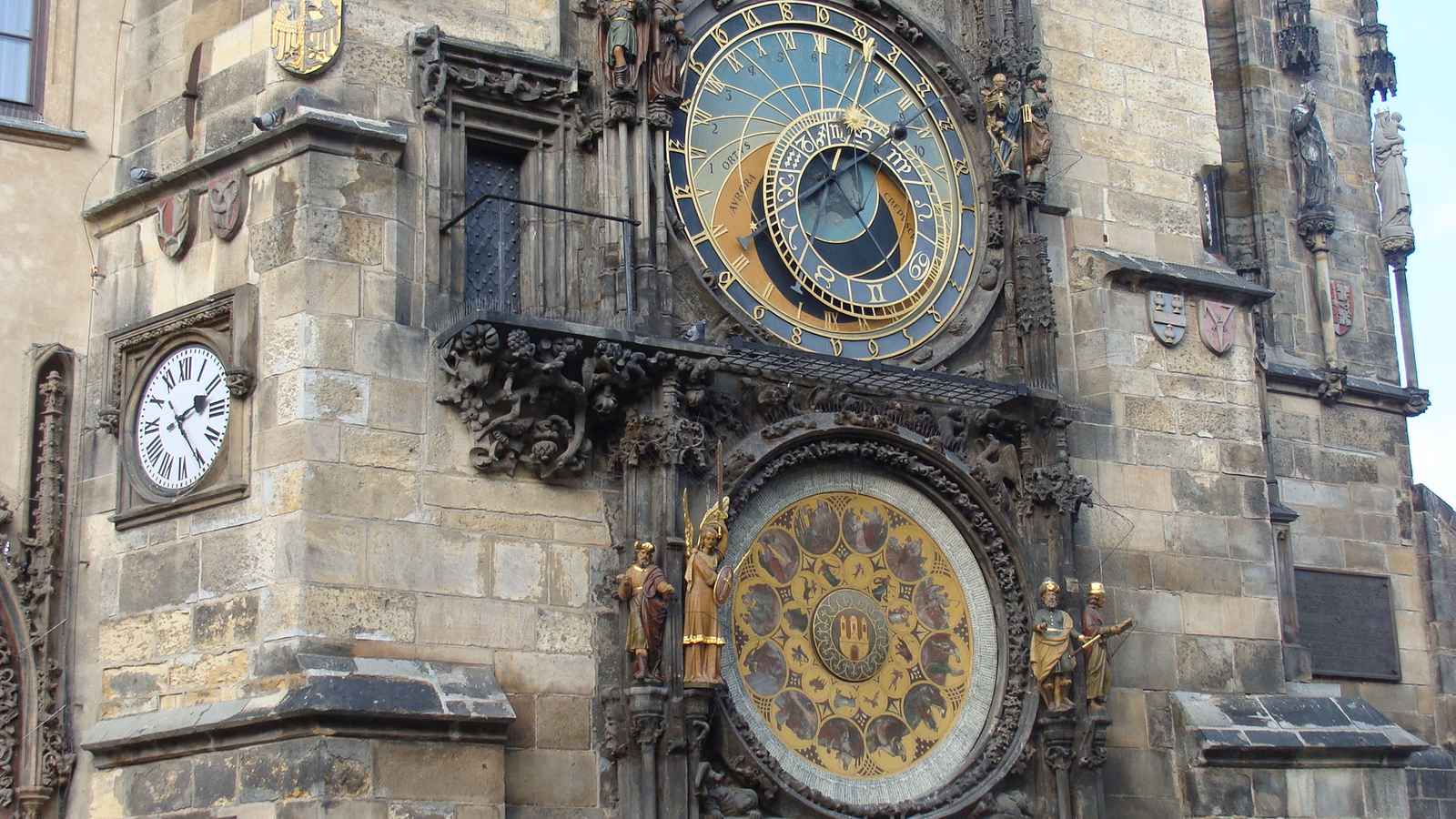 Astronomische Uhr am Altstädter Rathaus in Prag im Herbst